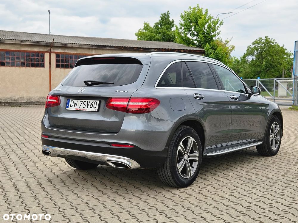 Mercedes-Benz GLC - 4