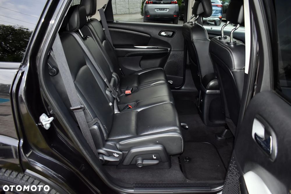 Fiat Freemont 2.0 Multijet 16V DPF Automatik Allrad Black Code - 35