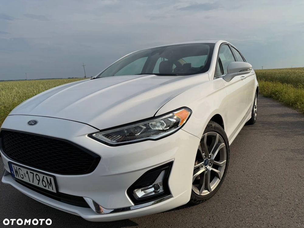 Ford Fusion - 1