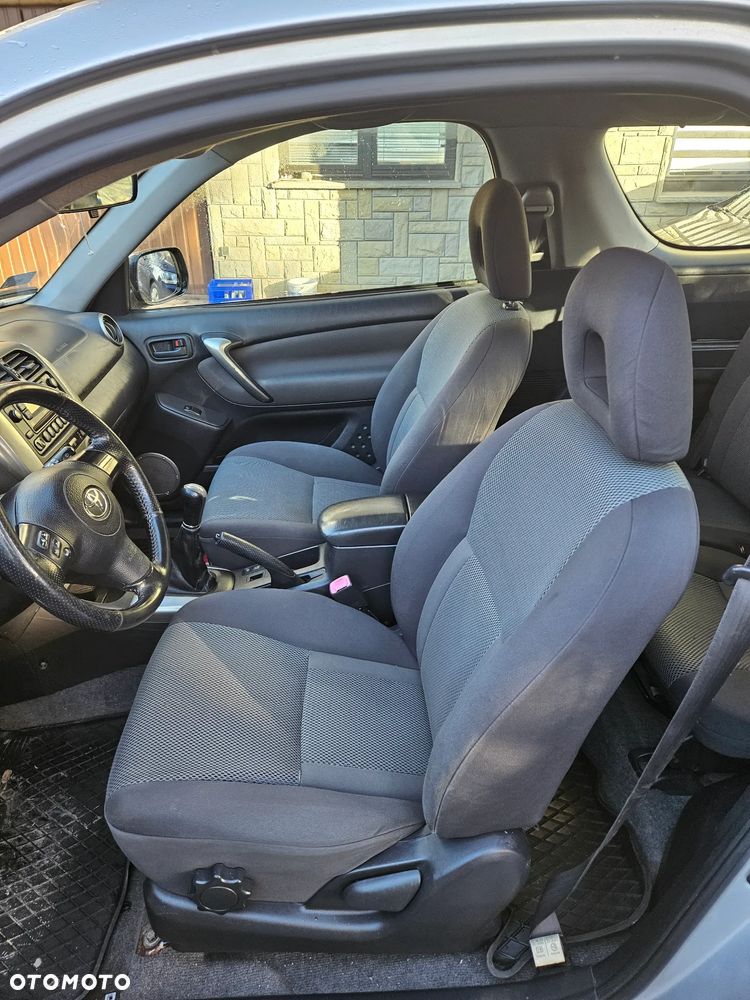 Toyota RAV4 2.0 D-4D Luna - 8
