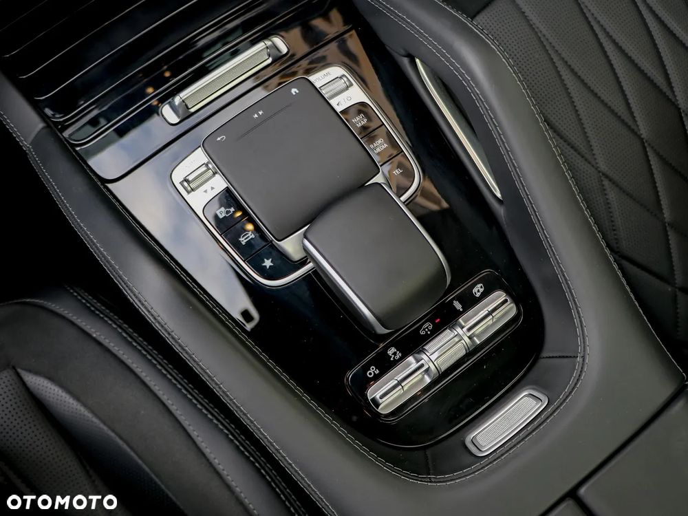 Mercedes-Benz GLS AMG 63 4-Matic+ - 28