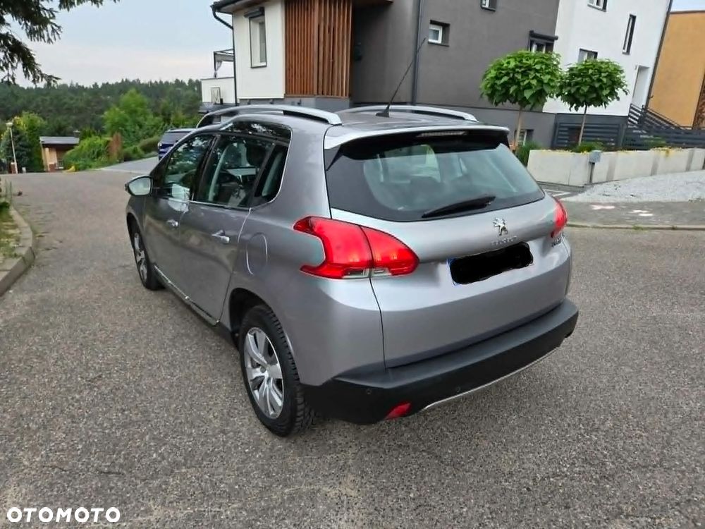 Peugeot 2008 PureTech 82 Allure - 4