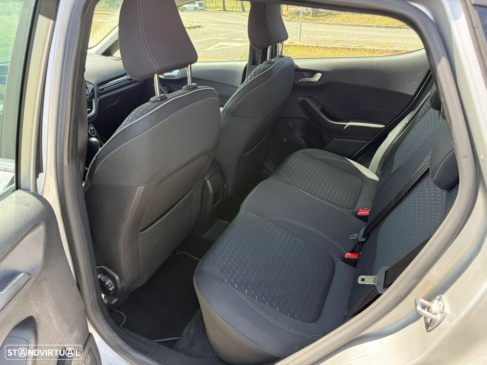 Ford Fiesta 1.0 EcoBoost Powershift Titanium - 13