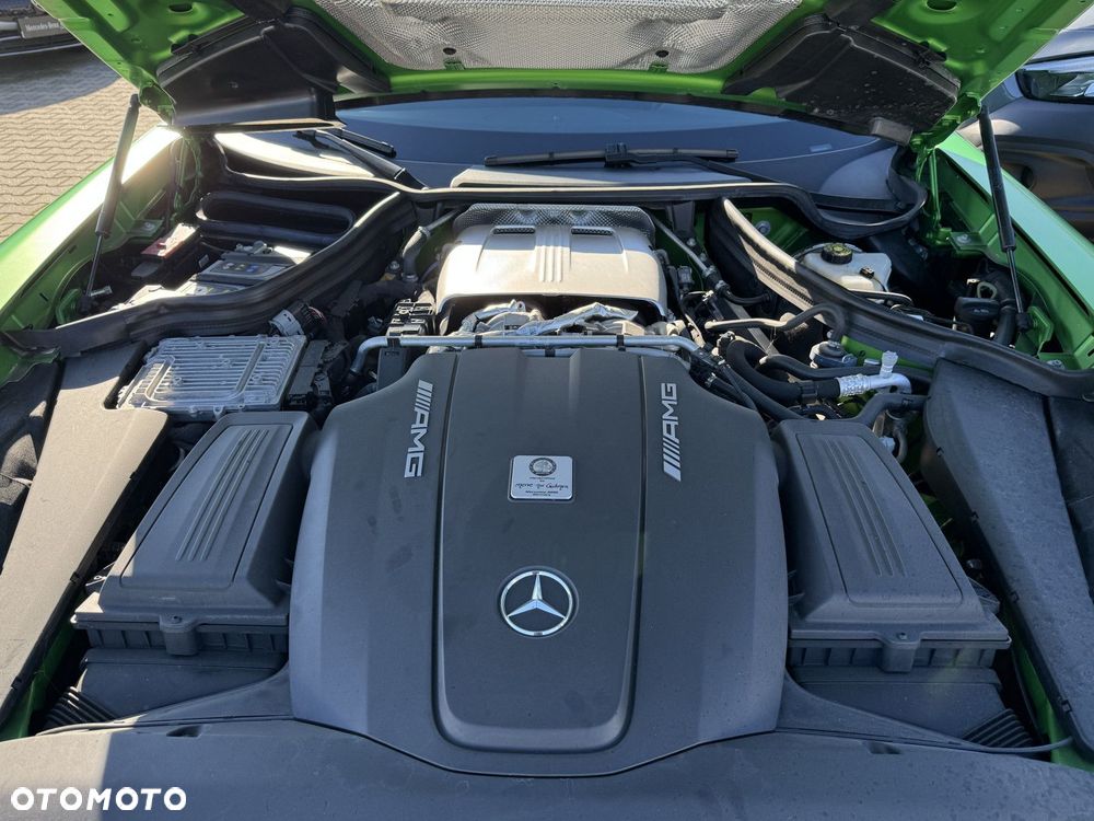 Mercedes-Benz AMG GT - 34