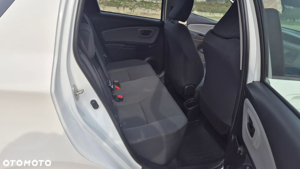 Toyota Yaris 1.5 Active - 13