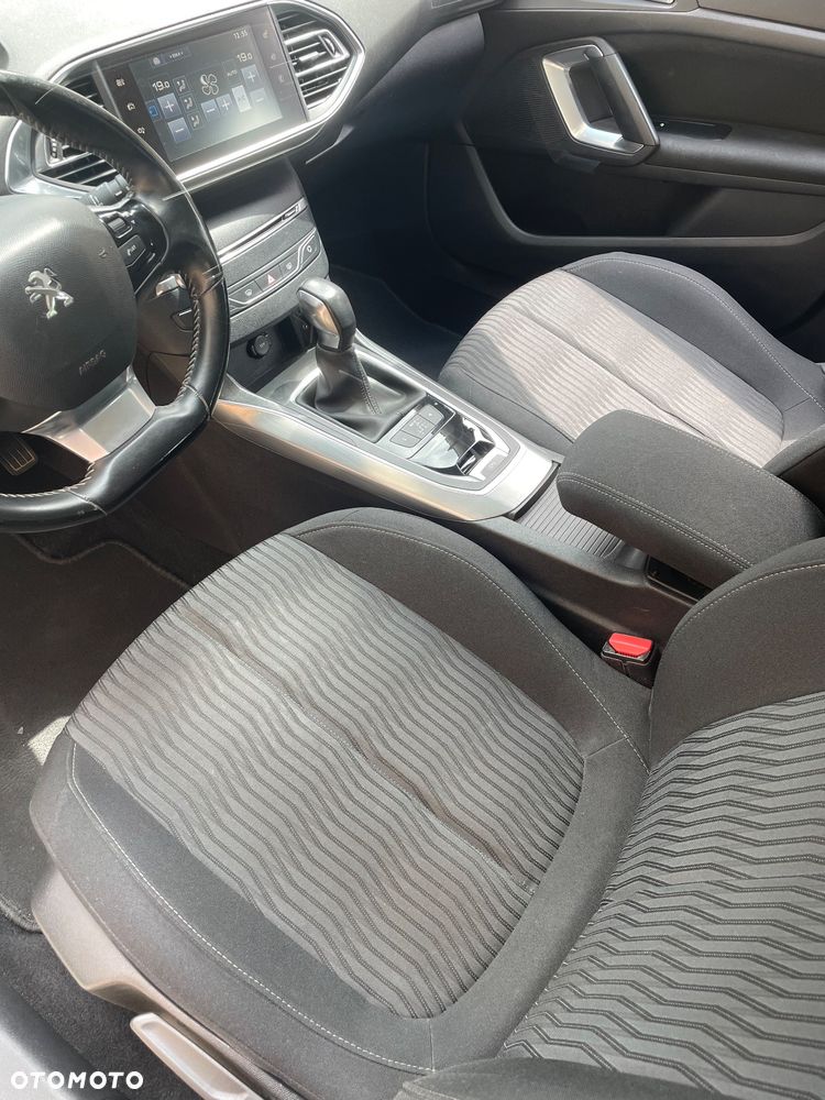 Peugeot 308 - 9