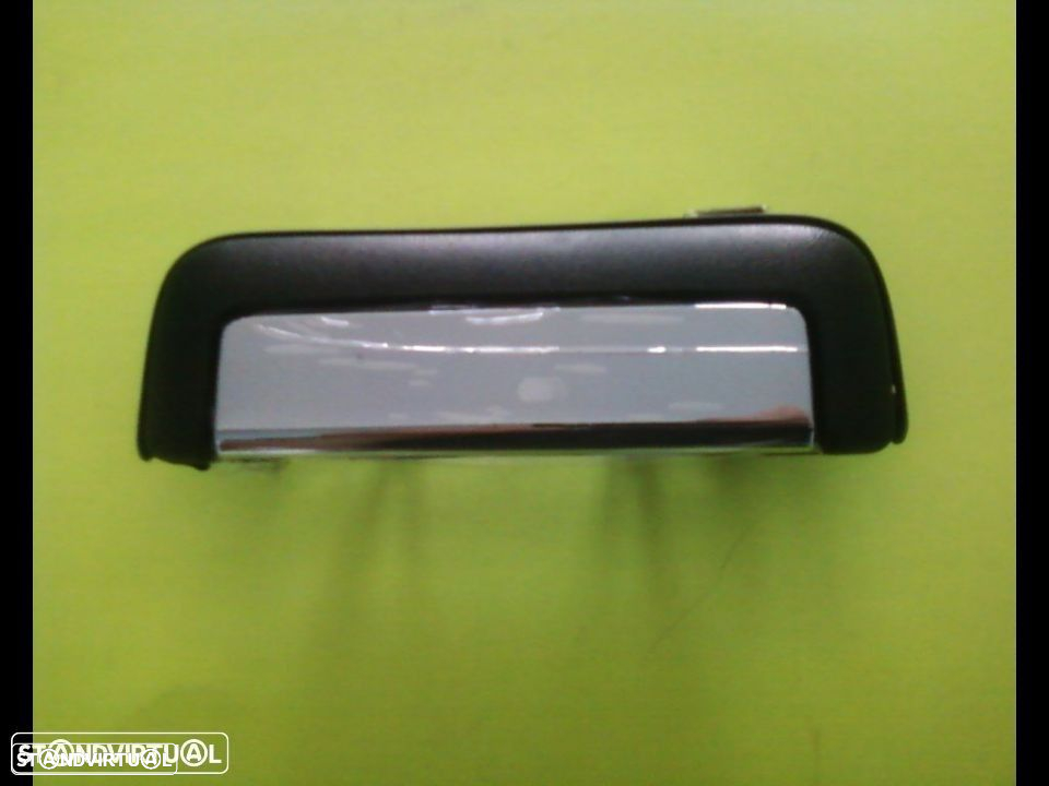 puxadores porta mala Mitsubishi L200 96-2005 (NOVOS) - 2