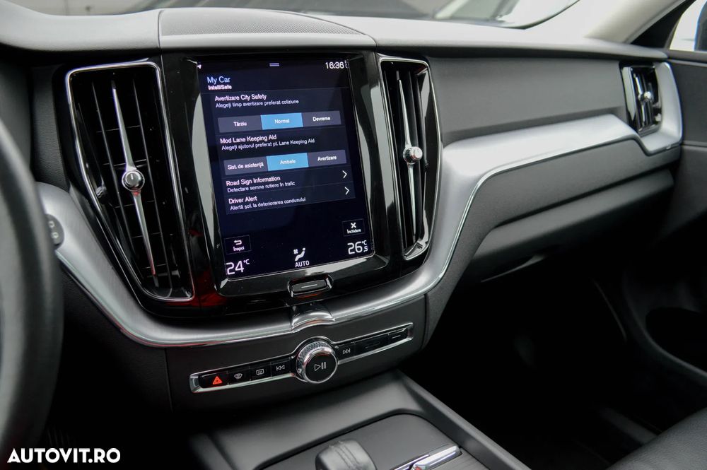 Volvo XC 60 T6 AWD Recharge Geartronic Inscription - 37