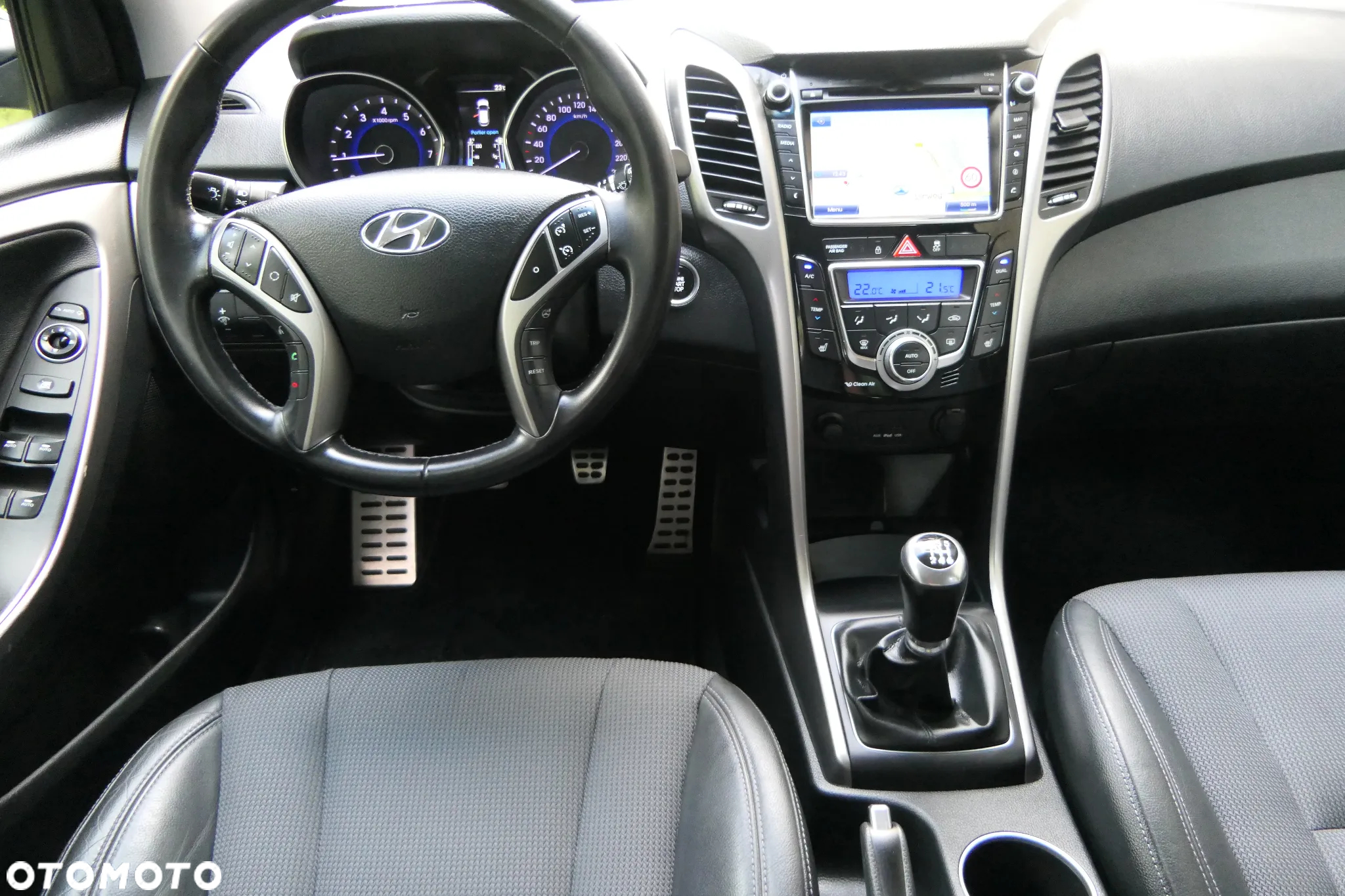Hyundai i30 blue Kombi 1.6 GDi Style - 2