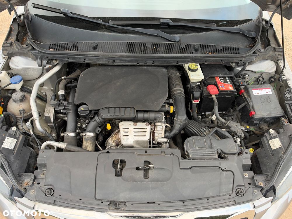 Peugeot 308 - 23