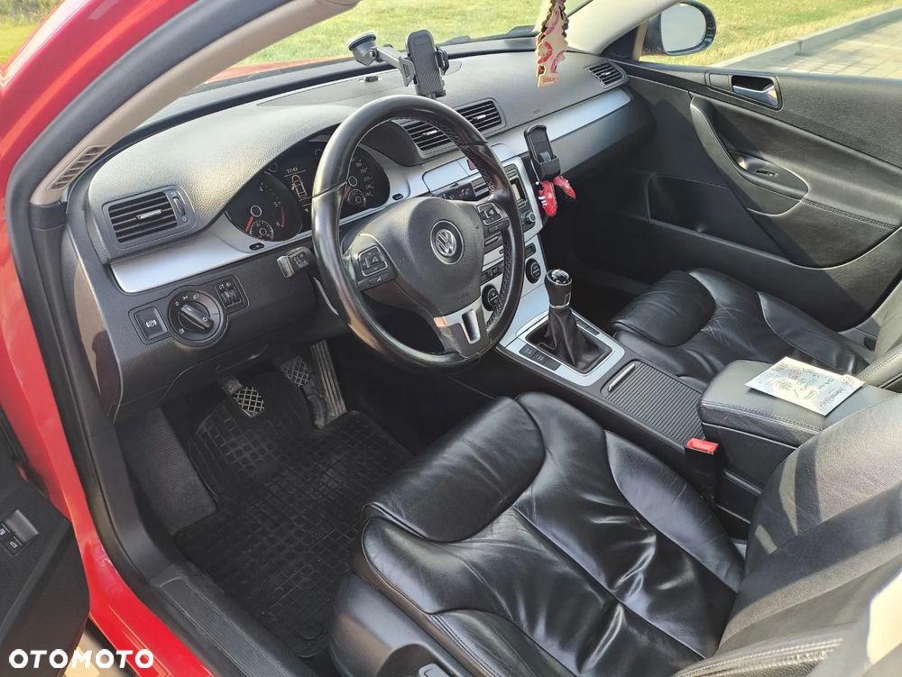 Volkswagen Passat 2.0 TDI BlueMotion Technology Highline - 10