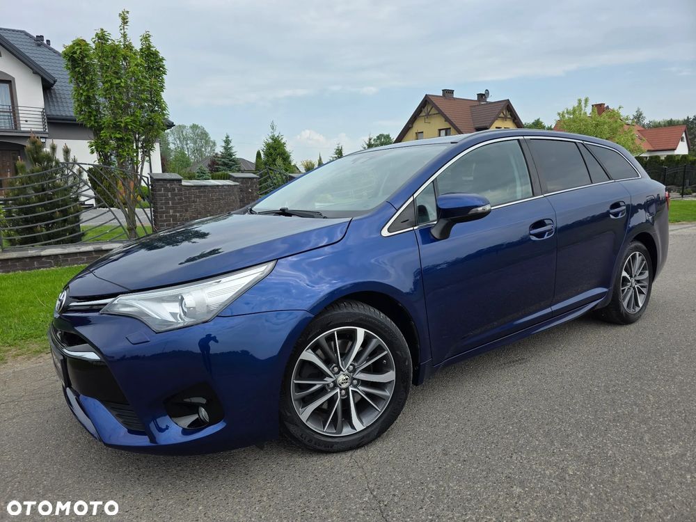 Toyota Avensis 2.0 D-4D PowerBoost Premium - 2