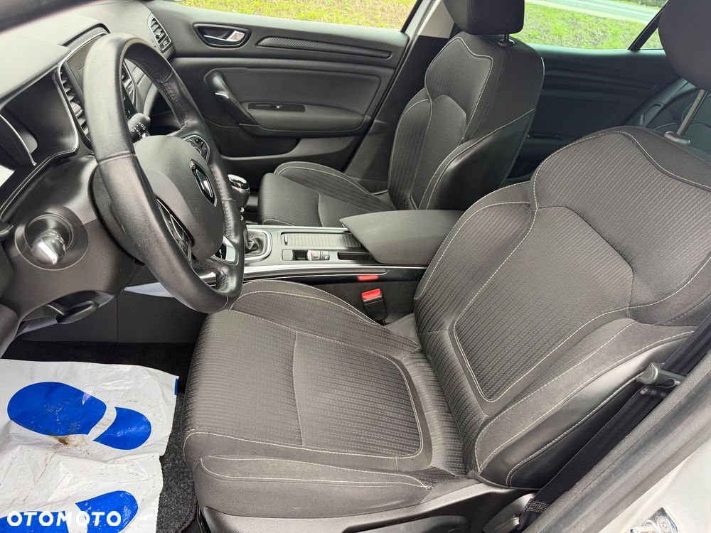 Renault Megane 1.5 dCi Energy Limited EU6 - 22