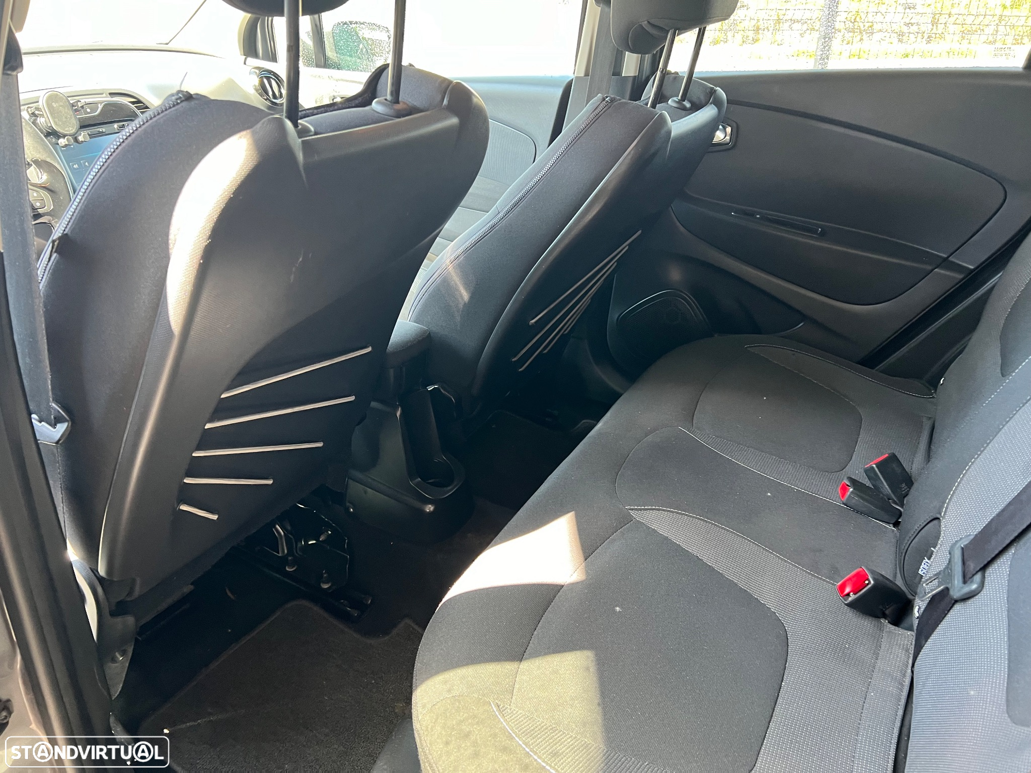 Renault Captur ENERGY TCe 120 Initiale Paris - 17