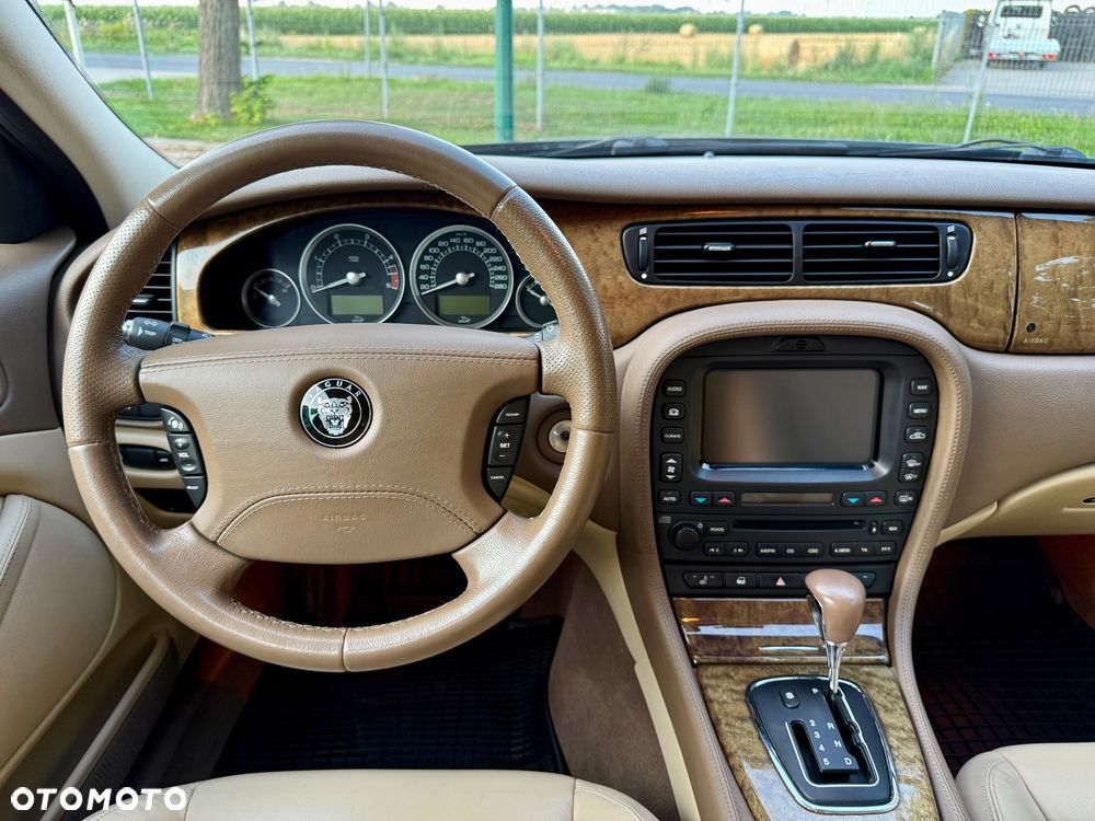 Jaguar S-Type 2.7 V6 D Executive - 24