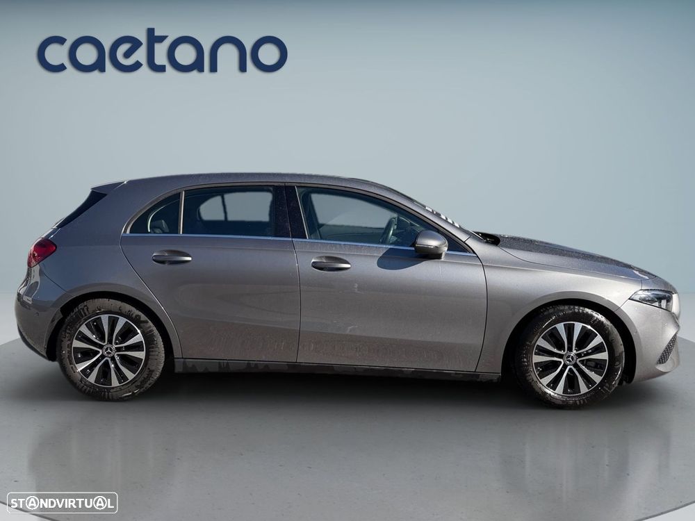 Mercedes-Benz A 200 - 4