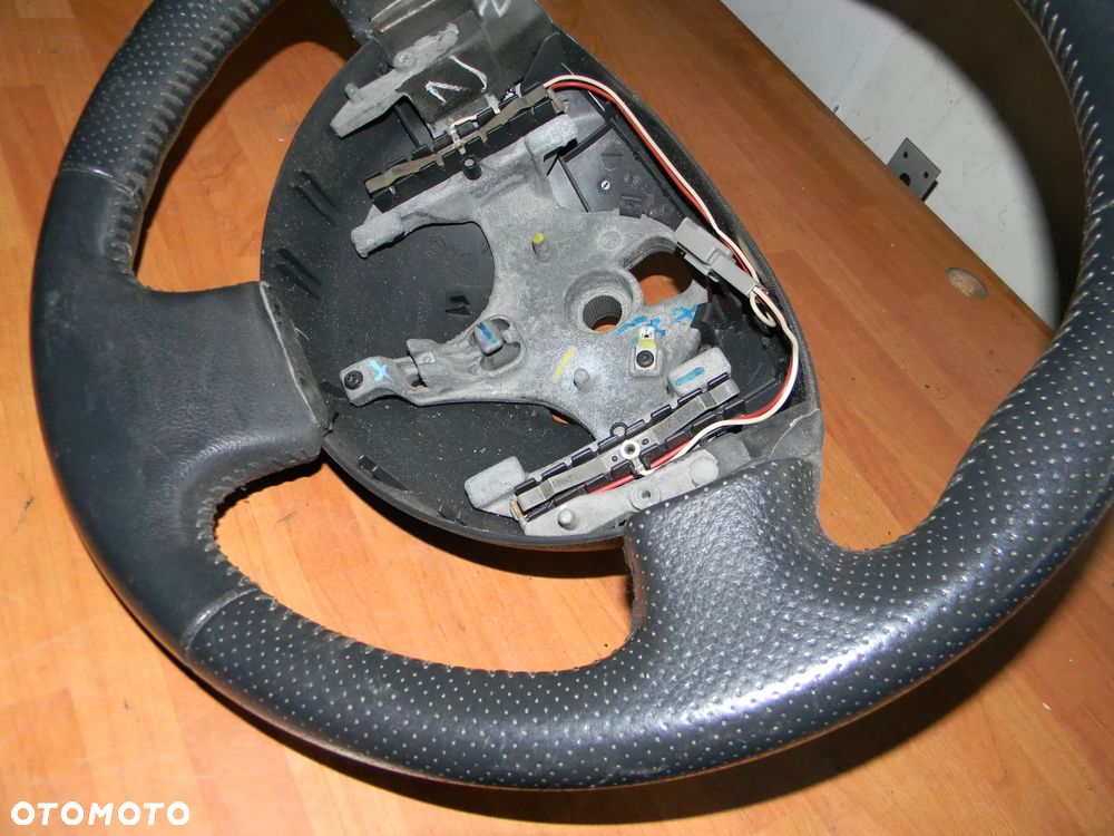 kierownica skórzana skóra RENAULT CLIO MODUS SCENIC MEGANE TRAFIC VIVARO MASTER - 2