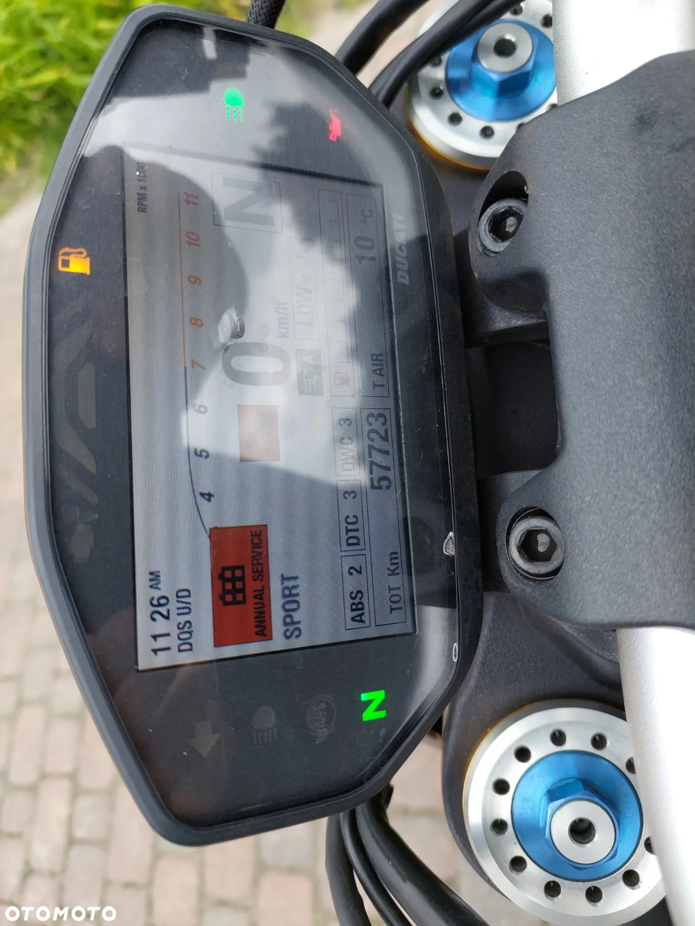 Ducati Monster - 10