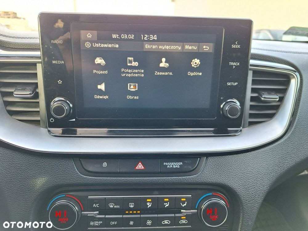 Kia Ceed - 18