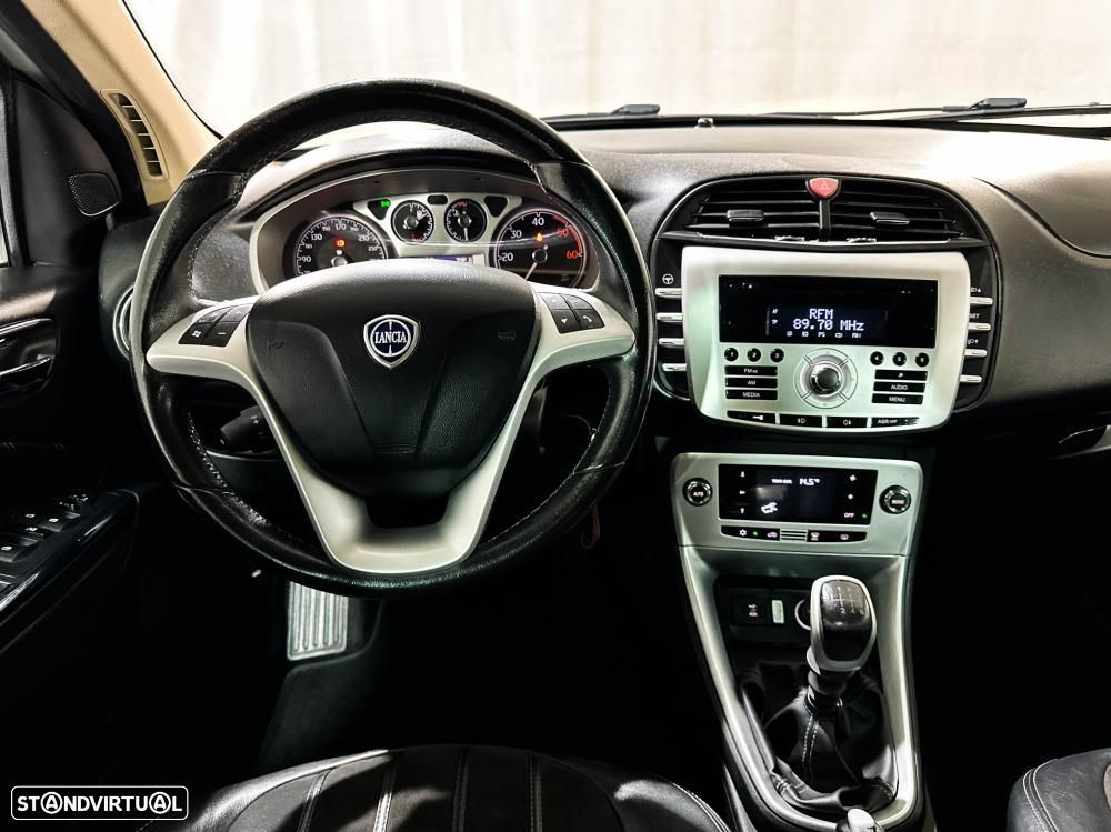 Lancia Delta 1.6 M-Jet Platino - 20