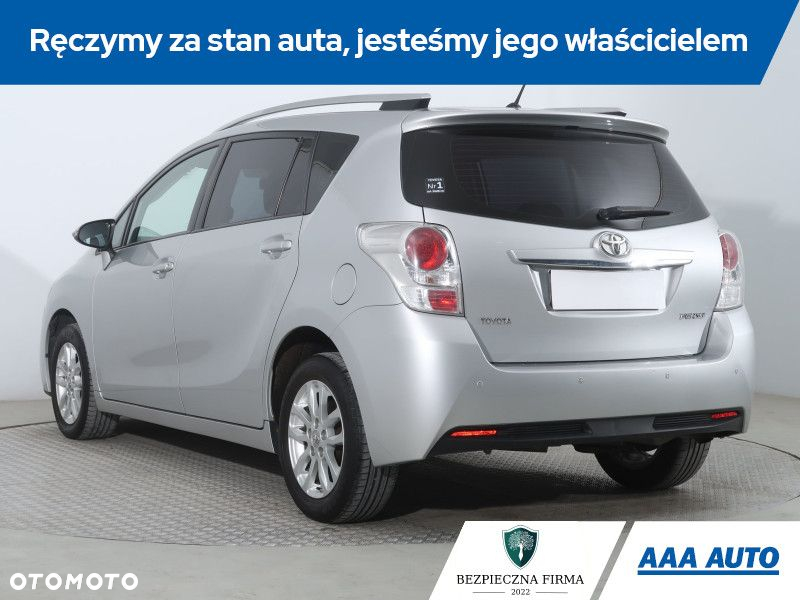 Toyota Verso - 5