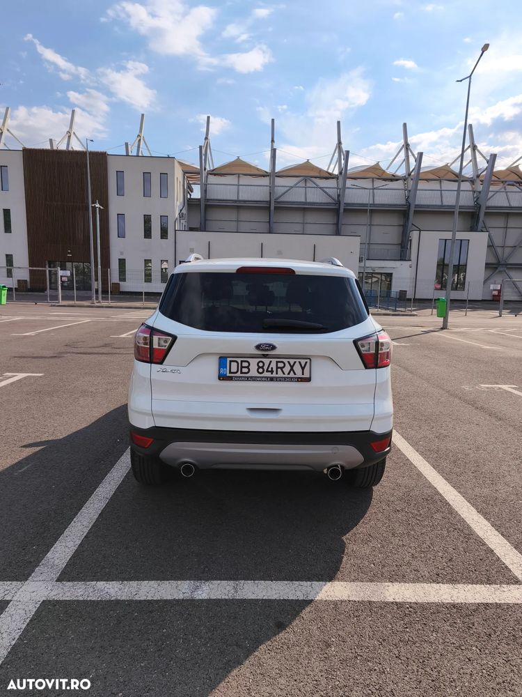 Ford Kuga 2.0 TDCi 4x4 Aut. Titanium - 16
