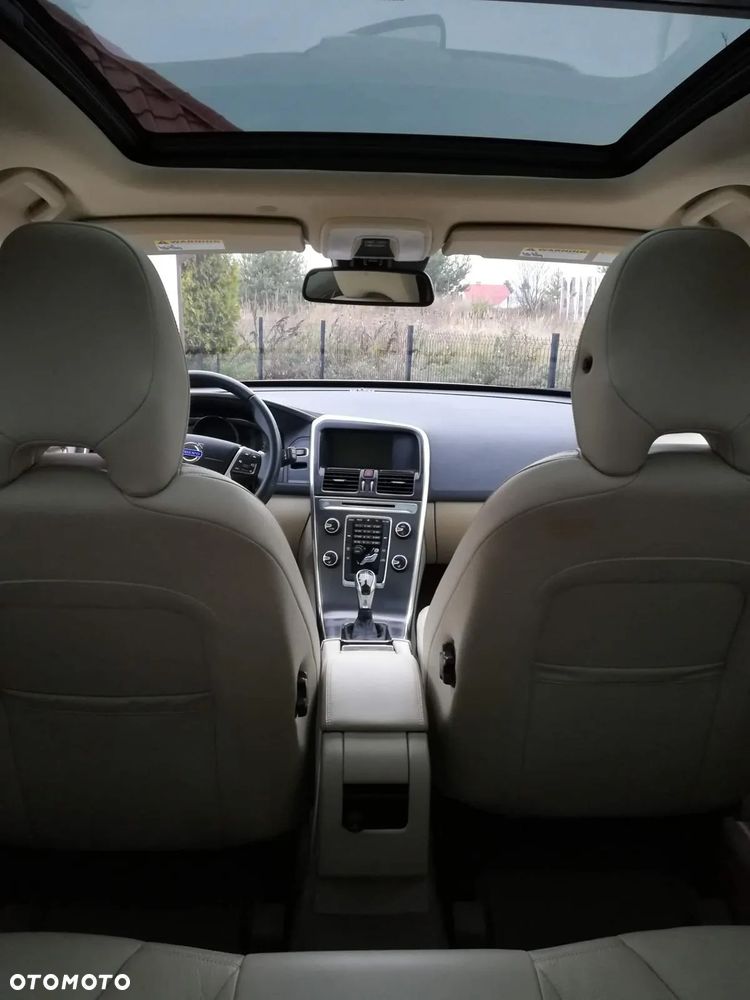 Volvo XC 60 T6 AWD Momentum - 16