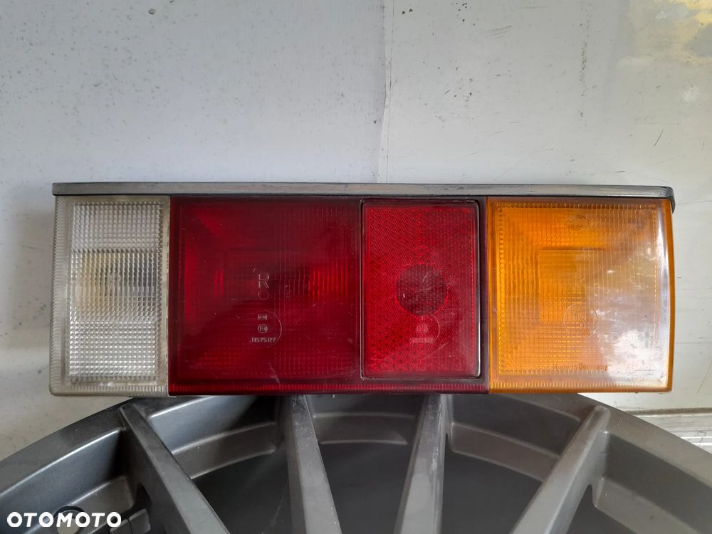 Lampa prawy tył Volkswagen Scirocco MK1 Hella 531945096 - 1