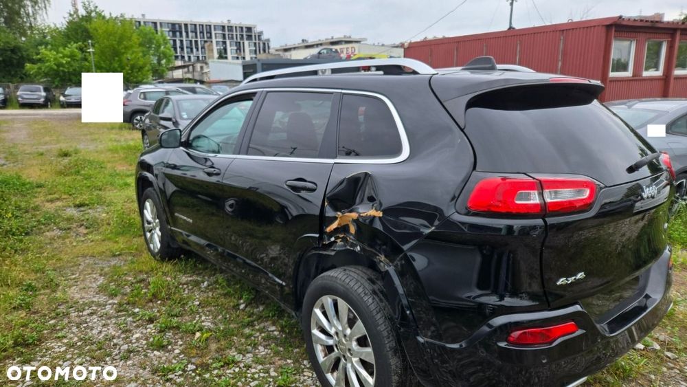 Jeep Cherokee - 14