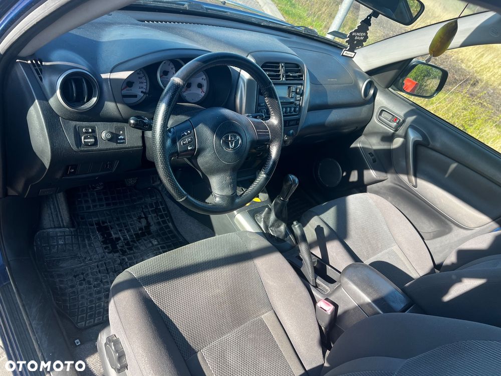 Toyota RAV4 2.0 VVT-i 4x4 - 16