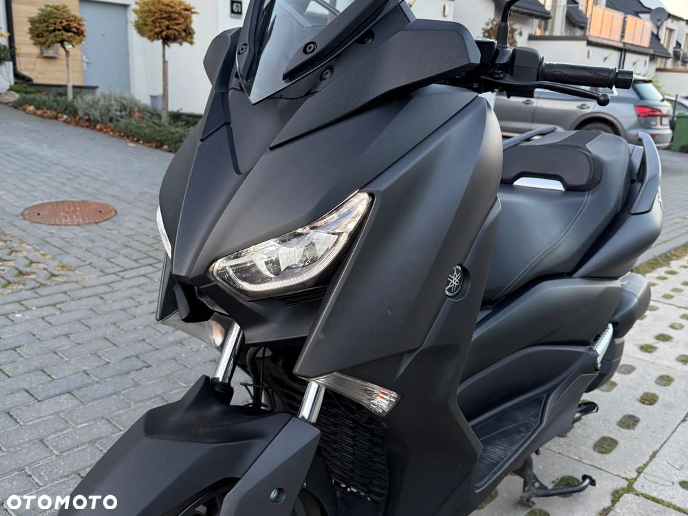 Yamaha X-max - 16