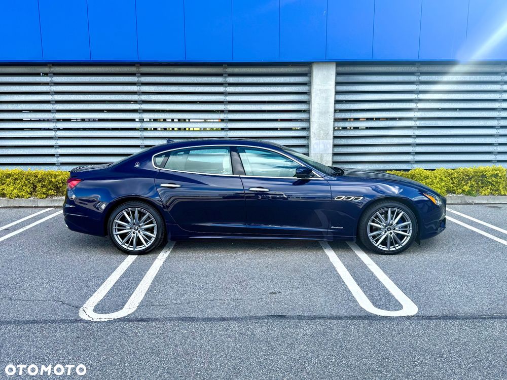 Maserati Quattroporte GranLusso S - 4
