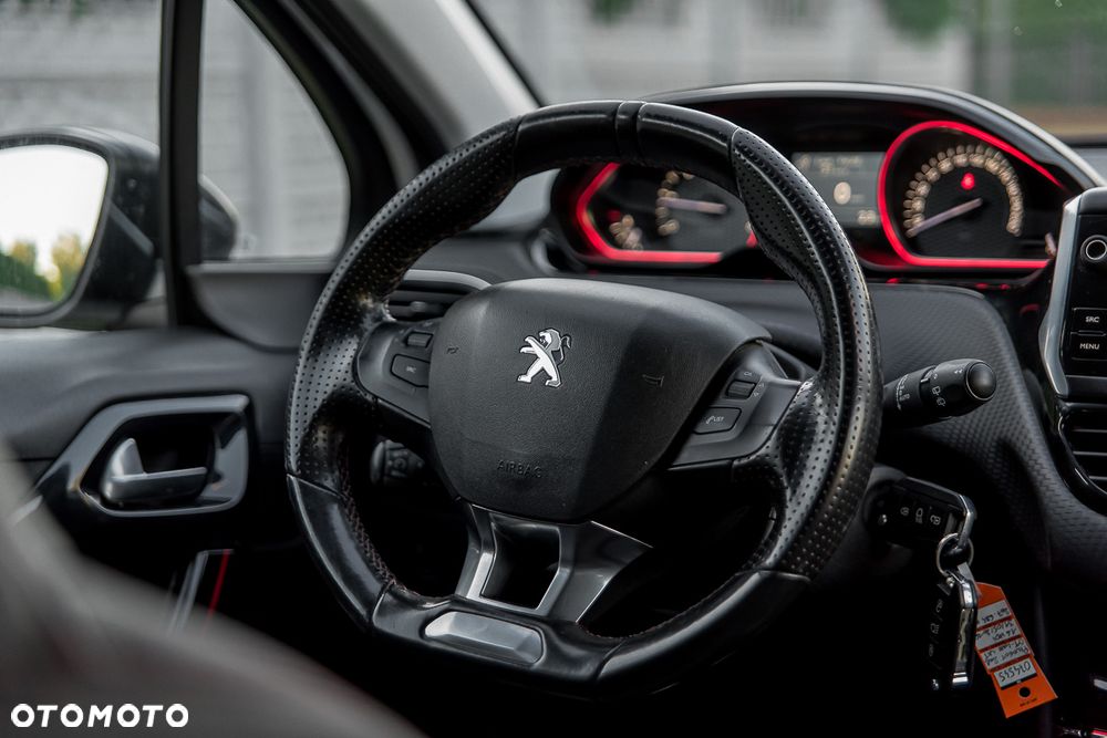 Peugeot 2008 BlueHDi FAP 120 STOP & START GT-Line Edition - 25
