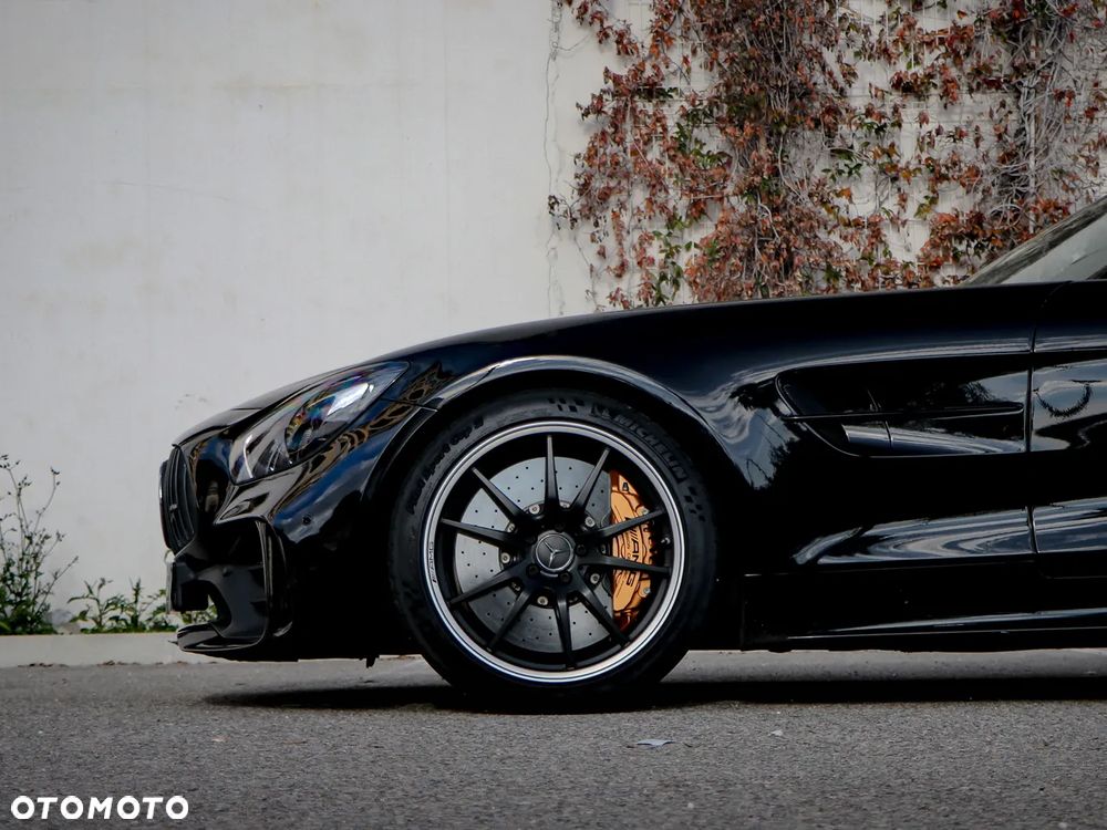 Mercedes-Benz AMG GT - 7