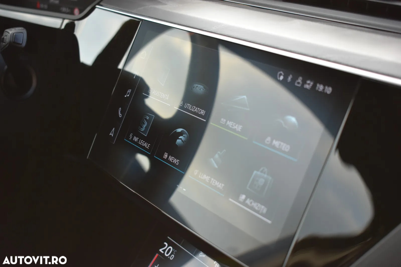 Audi Q8 - 11