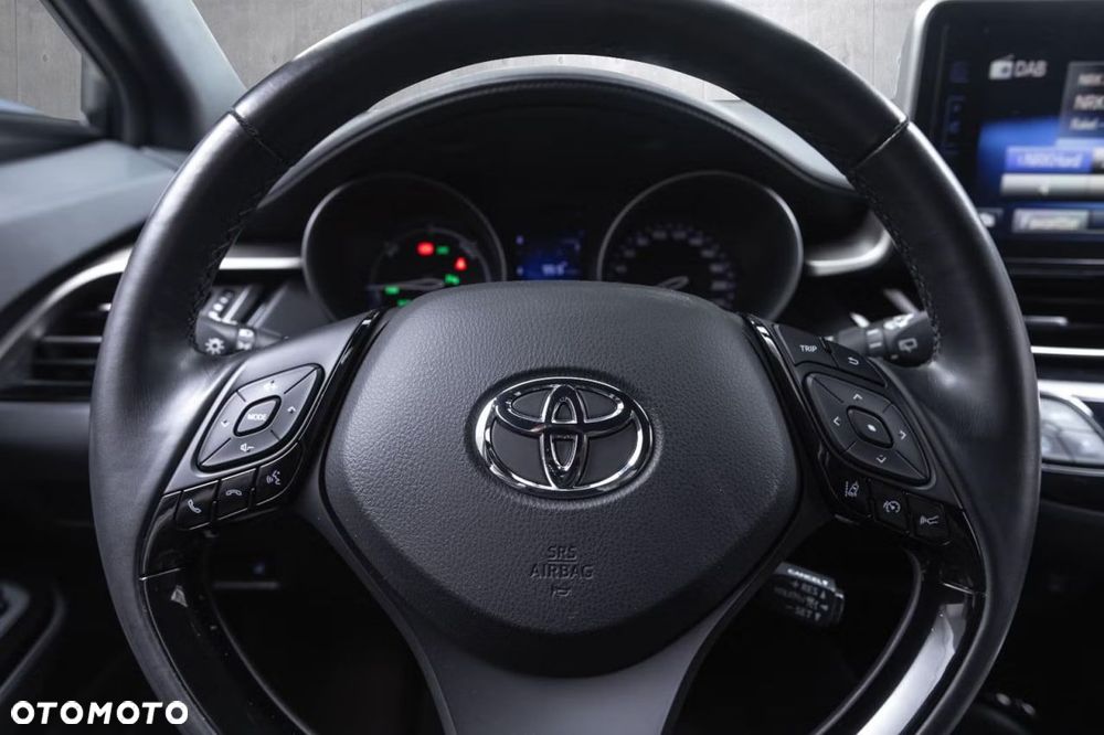 Toyota C-HR Lounge - 13