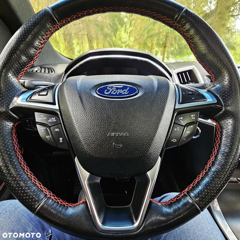 Ford Edge 2.0 EcoBlue Twin-Turbo 4WD ST-Line - 33