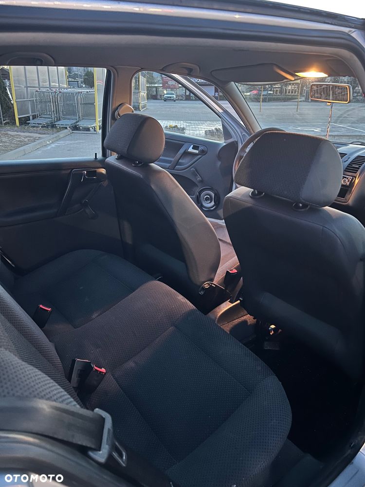 Volkswagen Polo 1.4 16V Basis - 10