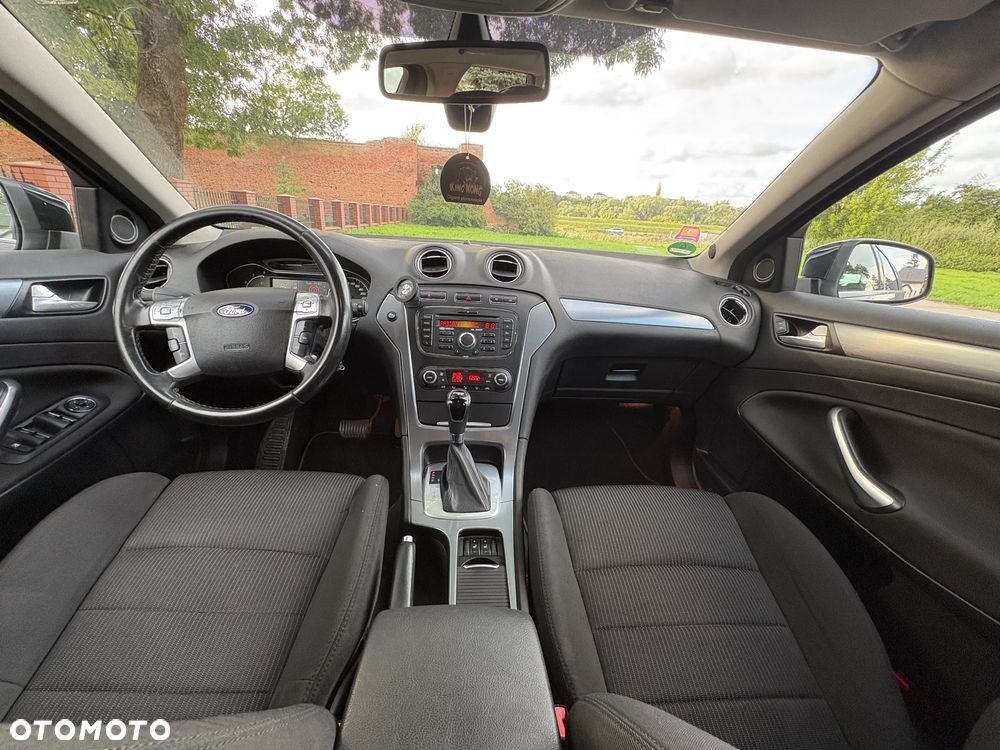 Ford Mondeo 2.0 TDCi Champions Edition - 31