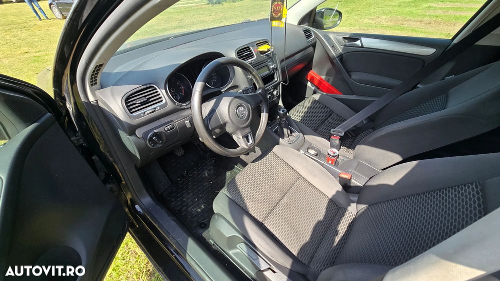 Volkswagen Golf - 12