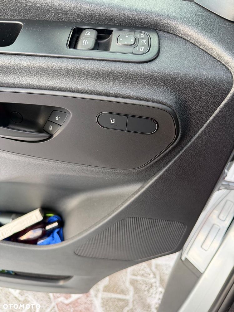 Mercedes-Benz Sprinter - 23