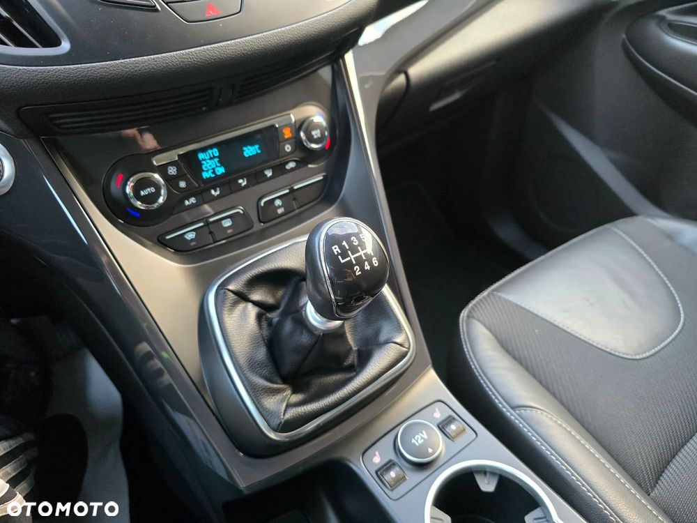 Ford Kuga 2.0 TDCi 4WD Titanium Plus - 15