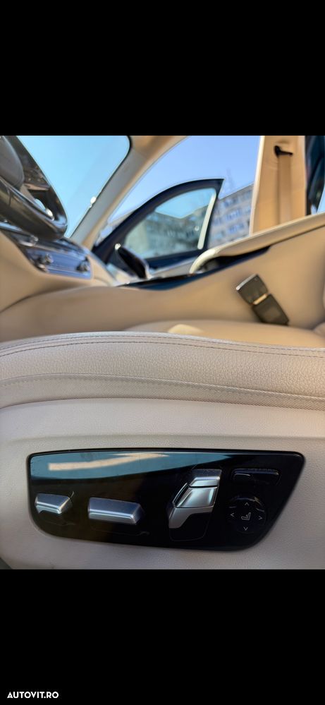 BMW Seria 5 520i AT - 17