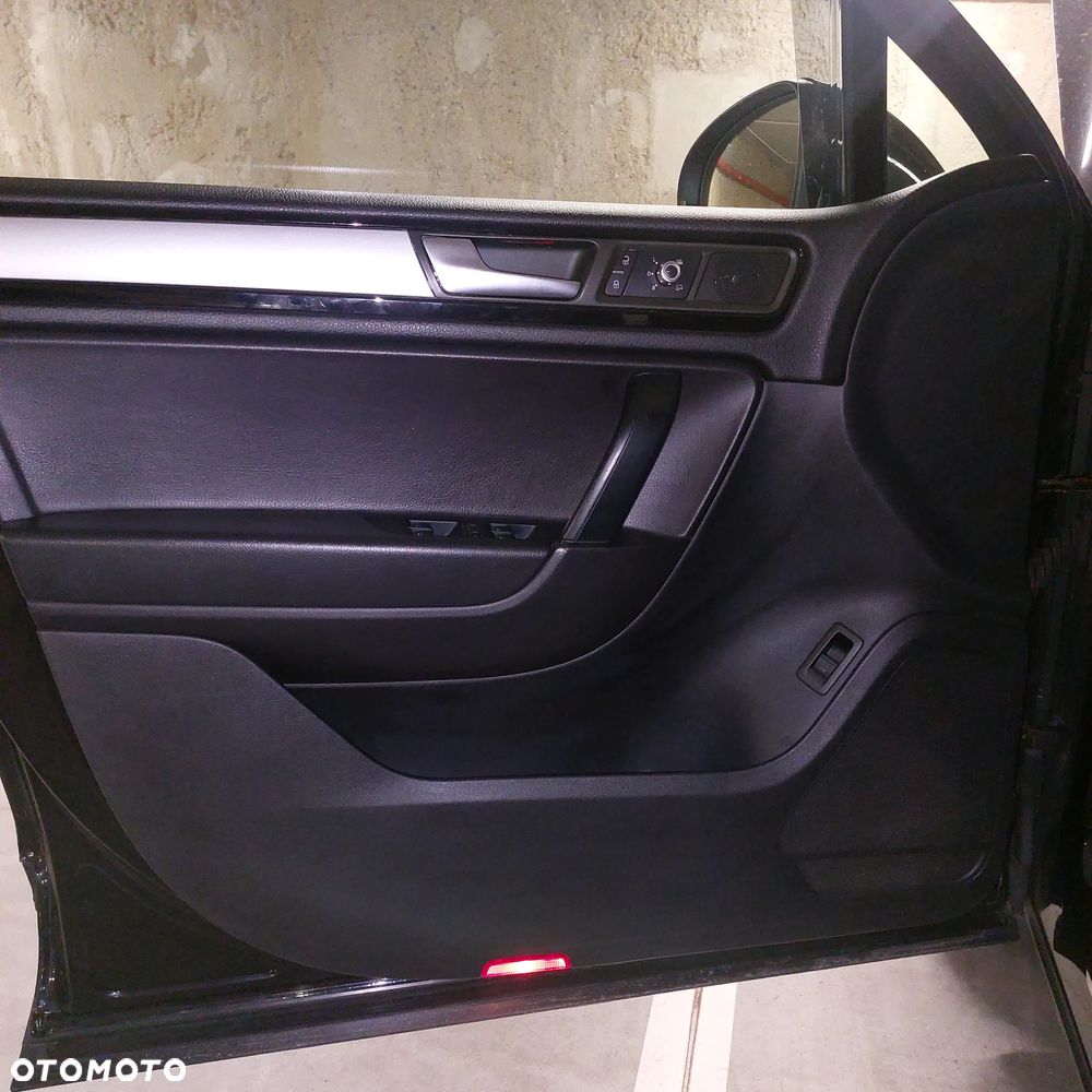 Volkswagen Touareg 3.0 V6 TDI Blue Motion DPF Automatik - 26