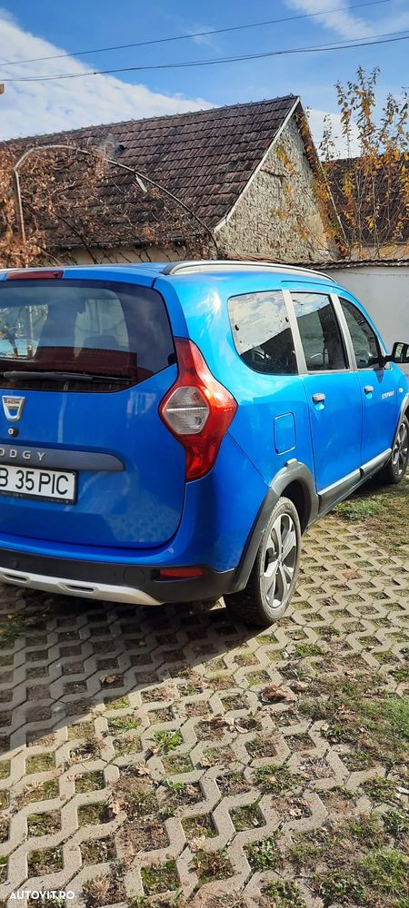 Dacia Lodgy 1.5 dCi Stepway - 3