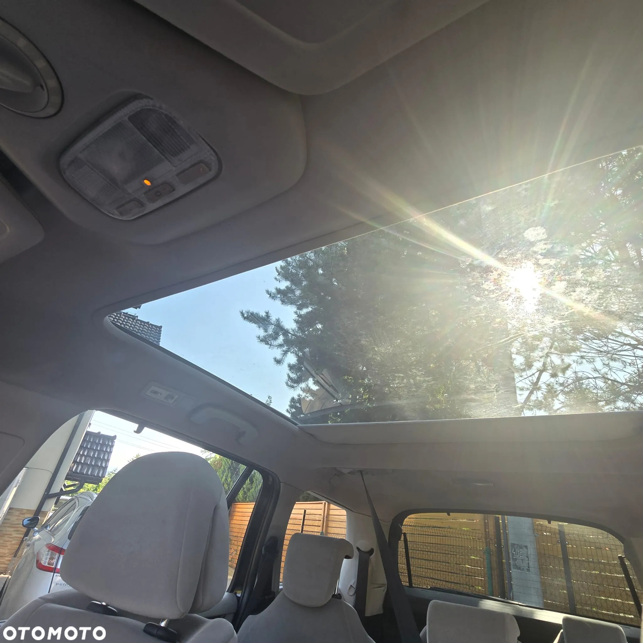 Citroën C4 Grand Picasso - 12