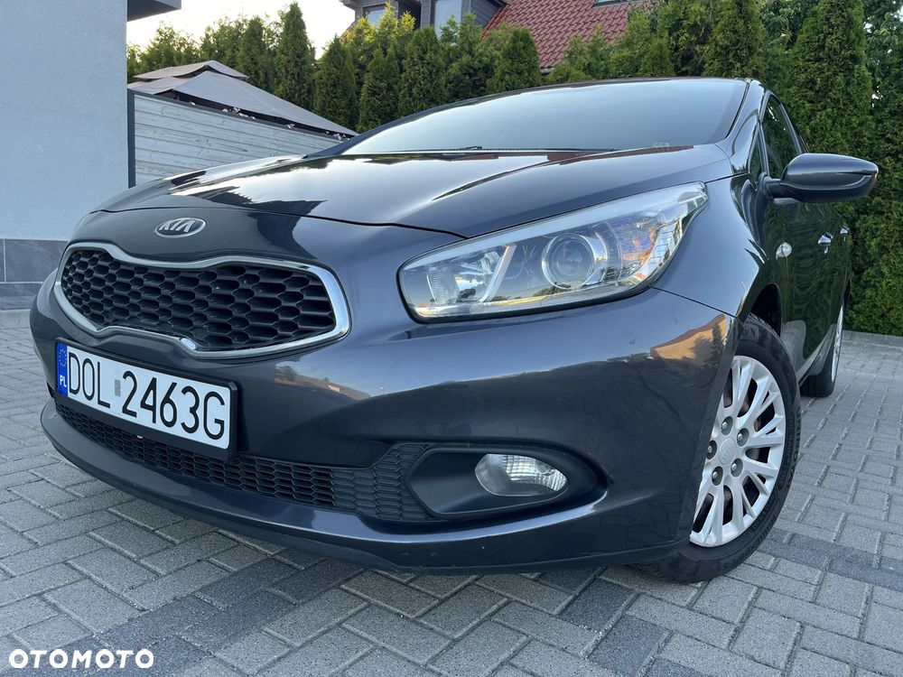 Kia Ceed 1.4 CVVT Attract plus - 2