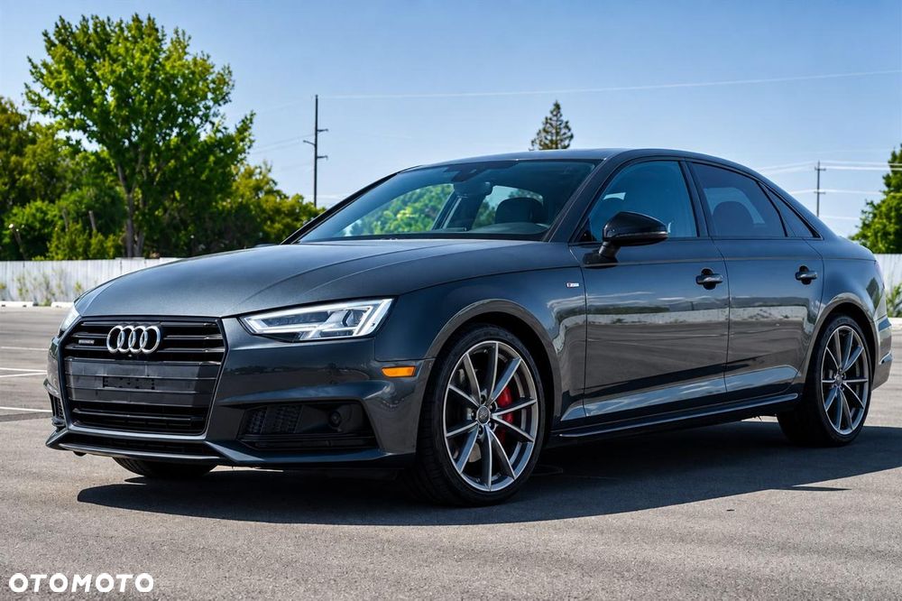 Audi A4 Limousine - 1