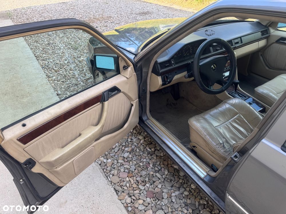 Mercedes-Benz W124 (1984-1993) - 20