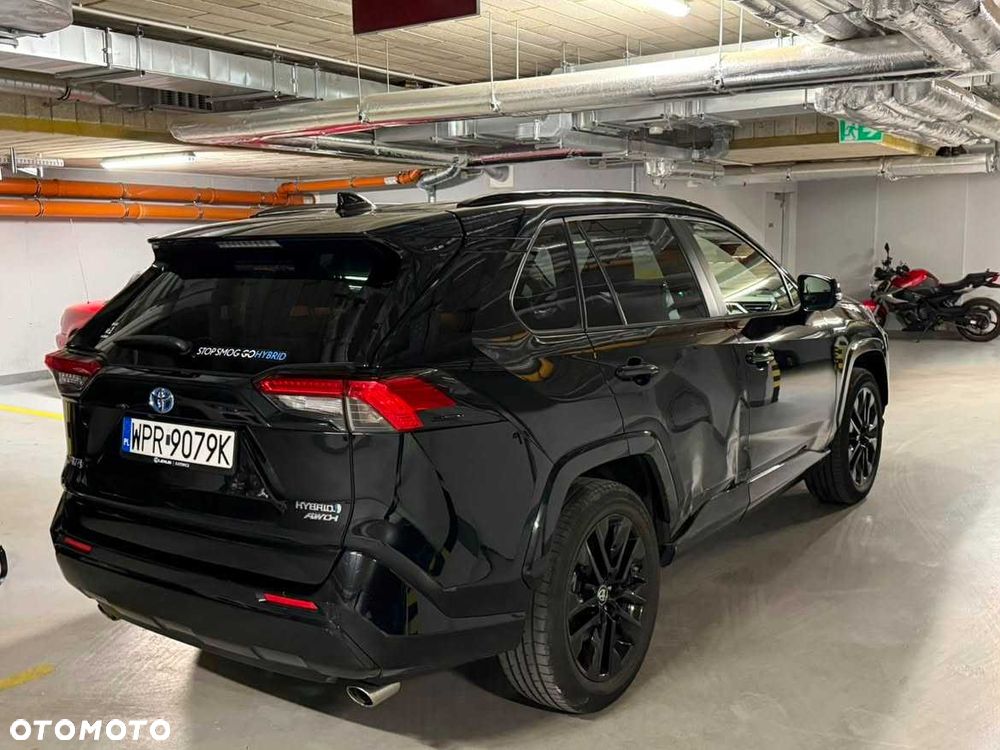 Toyota RAV4 - 4